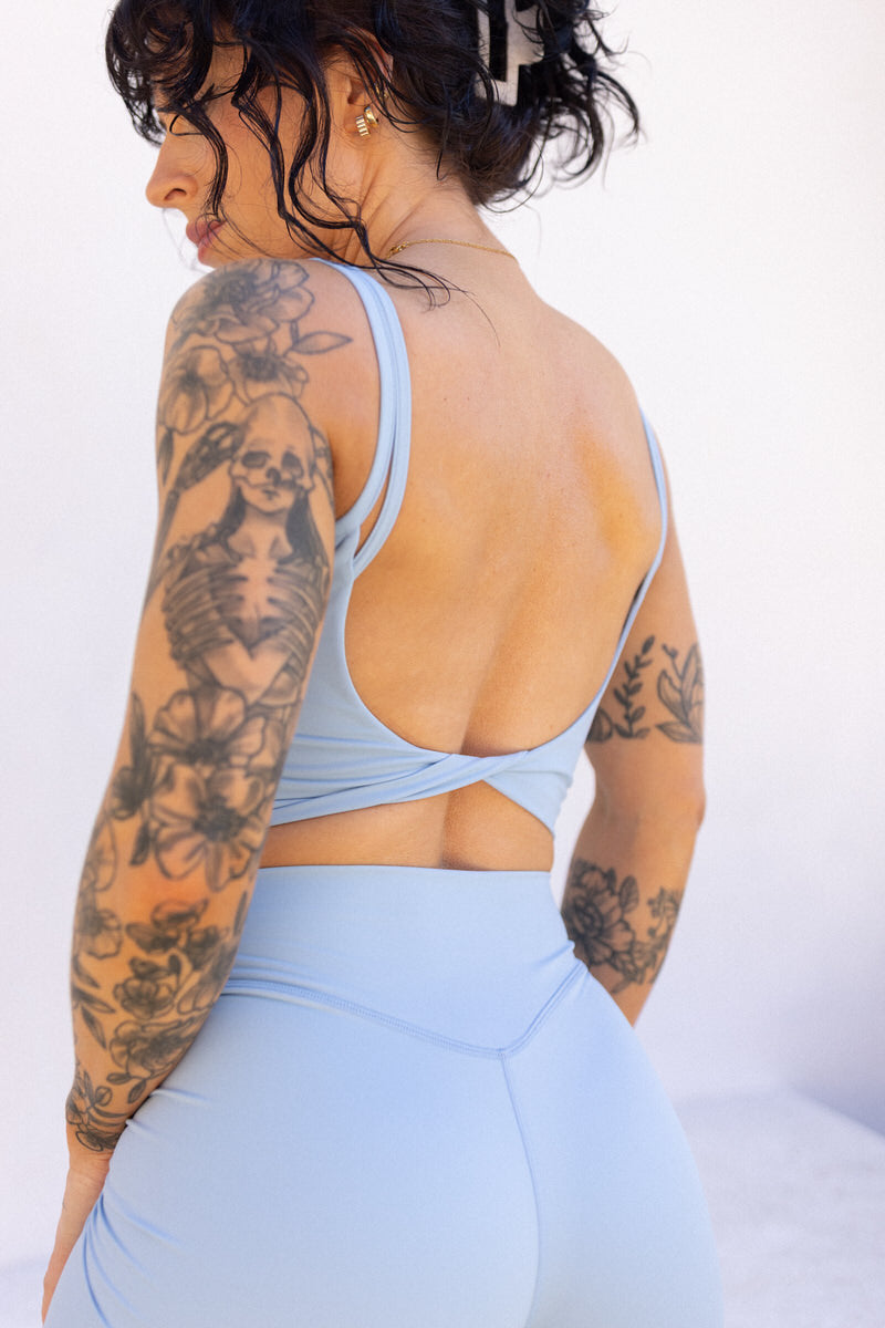 THE MUSE – open back twist tank